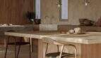 Helle Designerküche mit Holztisch, Pendelleuchten und Natursteinwänden in Villa Santanyí