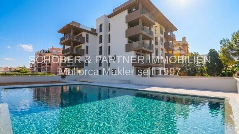 edificio_pool - KI-generiert