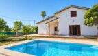 Mediterranes Landhaus mit eigenem Swimmingpool und großzügigem Außenbereich
